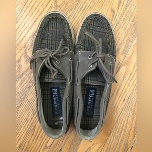 Women’s 7.5 Sperry Plaid Boat Shoe